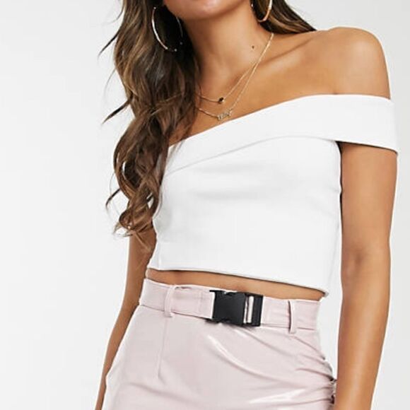 boohoo Lilly Off The Shoulder Crop Bardot Top, white, size 8 - Picture 1 of 9